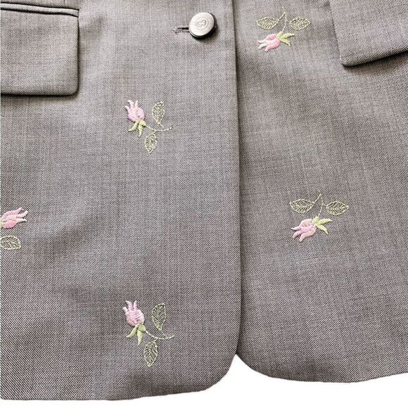 Vintage ESCADA Rose Embroidered Blazer Suit Jacket Gray Pink Size Small - Picture 3 of 12